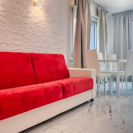 Plutone Apartmán *